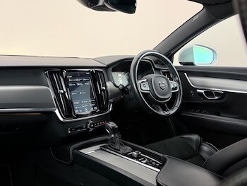 Used Volvo V90 2019 for sale - 78966379: Photo