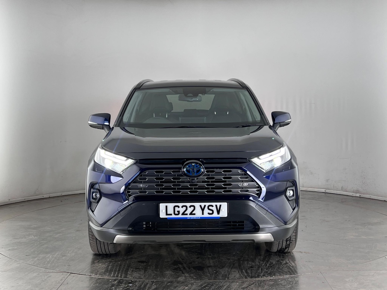 Used Toyota RAV4 2022 for sale - 77182803: Photo 2