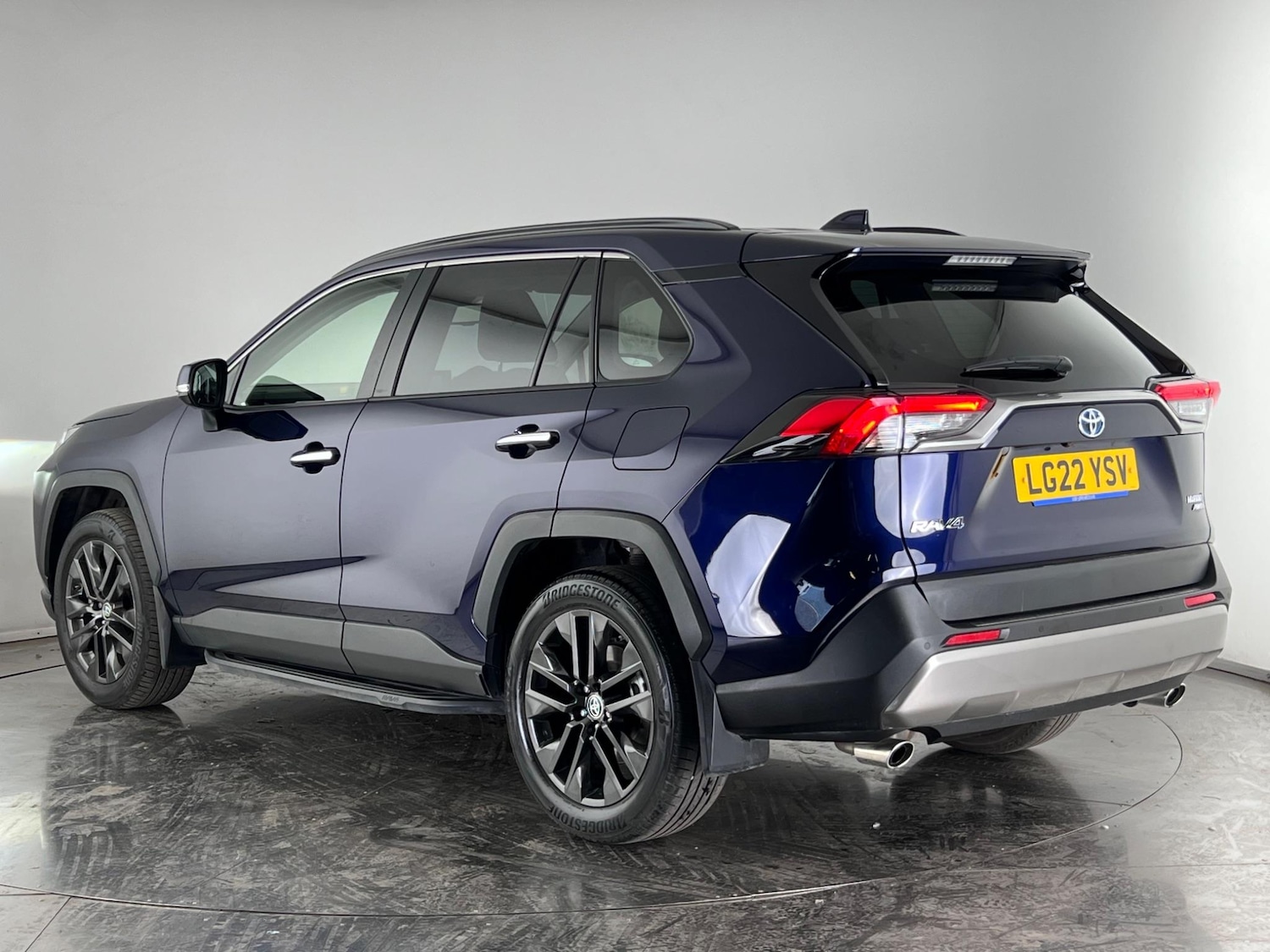 Used Toyota RAV4 2022 for sale - 77182803: Photo 4