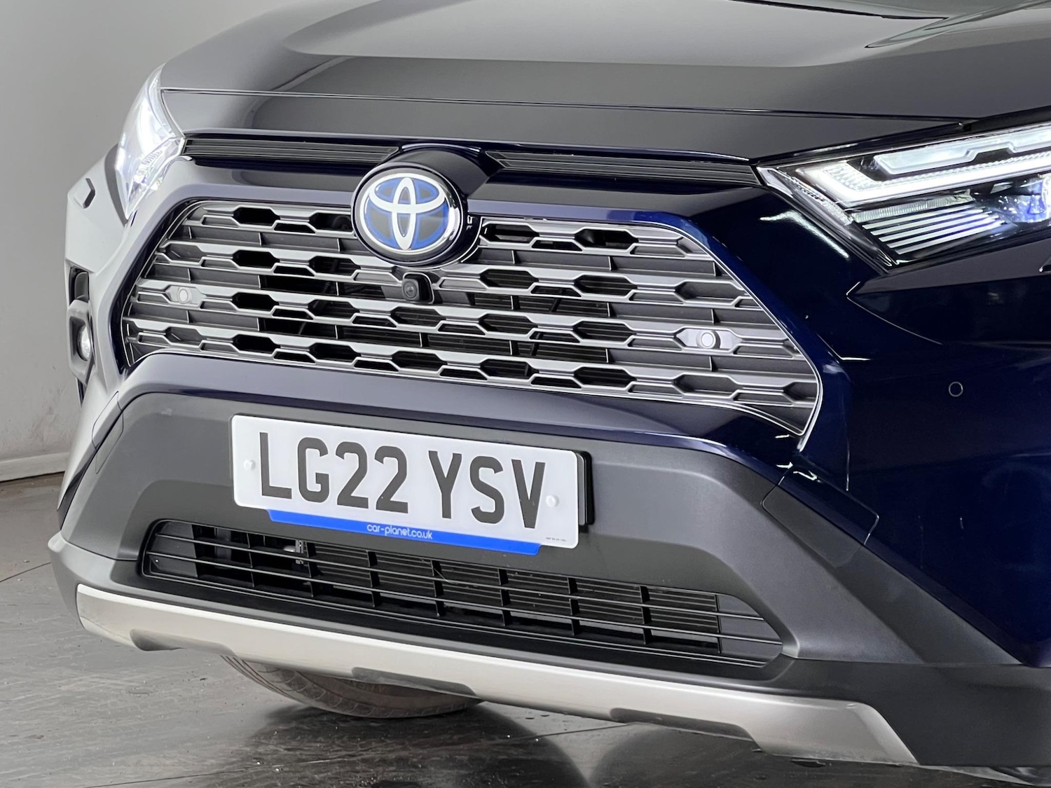 Used Toyota RAV4 2022 for sale - 77182803: Photo 41