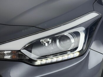 Used Hyundai i20 2018 for sale - 77684474: Photo