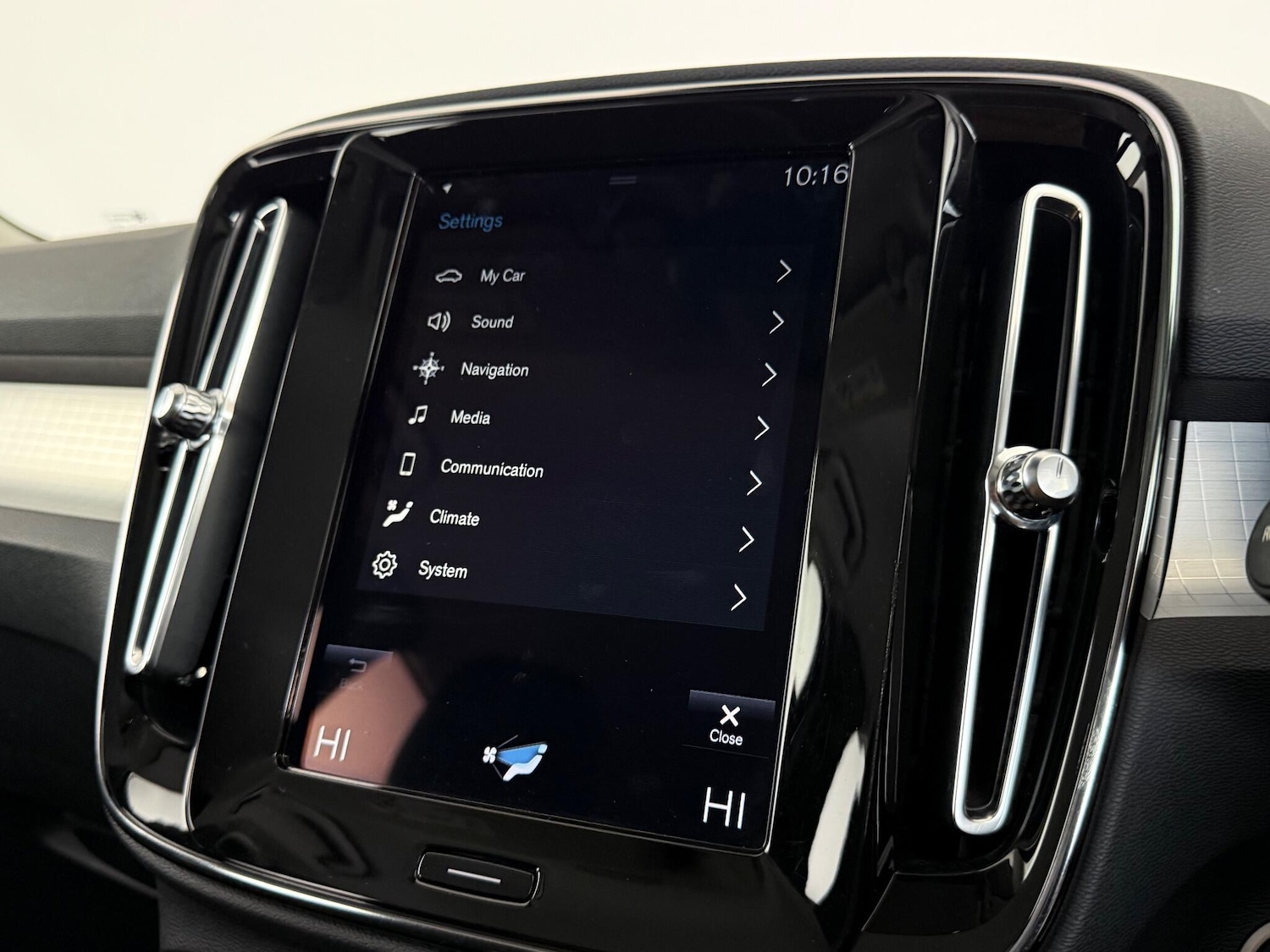 Used Volvo XC40 2020 for sale - 77243357: Photo 31