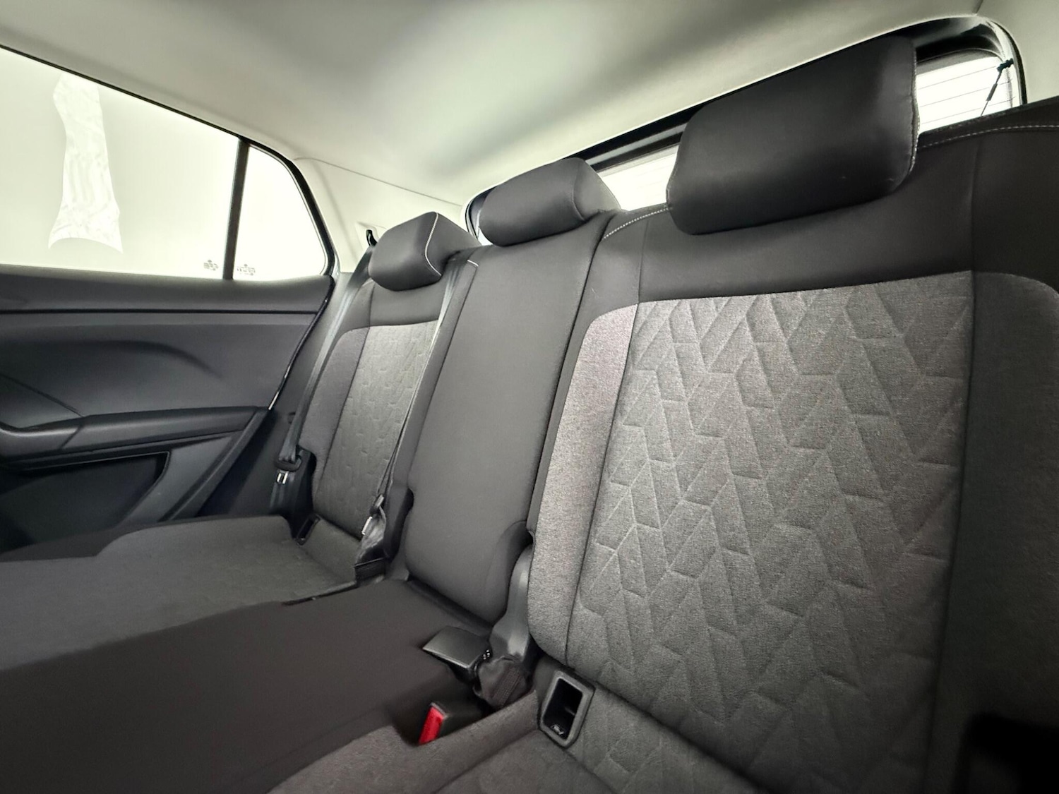 Used Volkswagen T-Cross 2024 for sale - 77456603: Photo 12