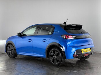 Used Peugeot 208 2020 for sale - 77696924: Photo