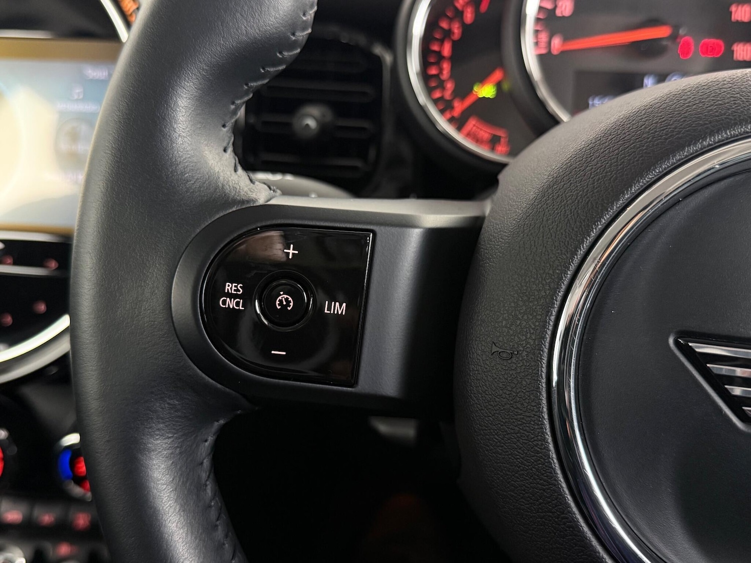 Used MINI Hatch 2022 for sale - 76619705: Photo 25