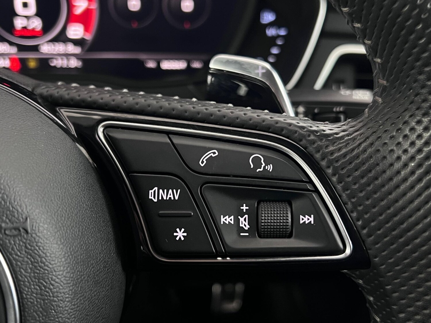 Used Audi RS4 2018 for sale - 77555768: Photo 23