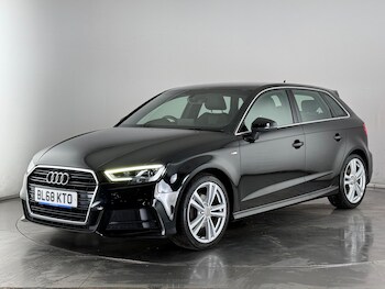 Used Audi A3 2018 for sale - 77260031: Photo