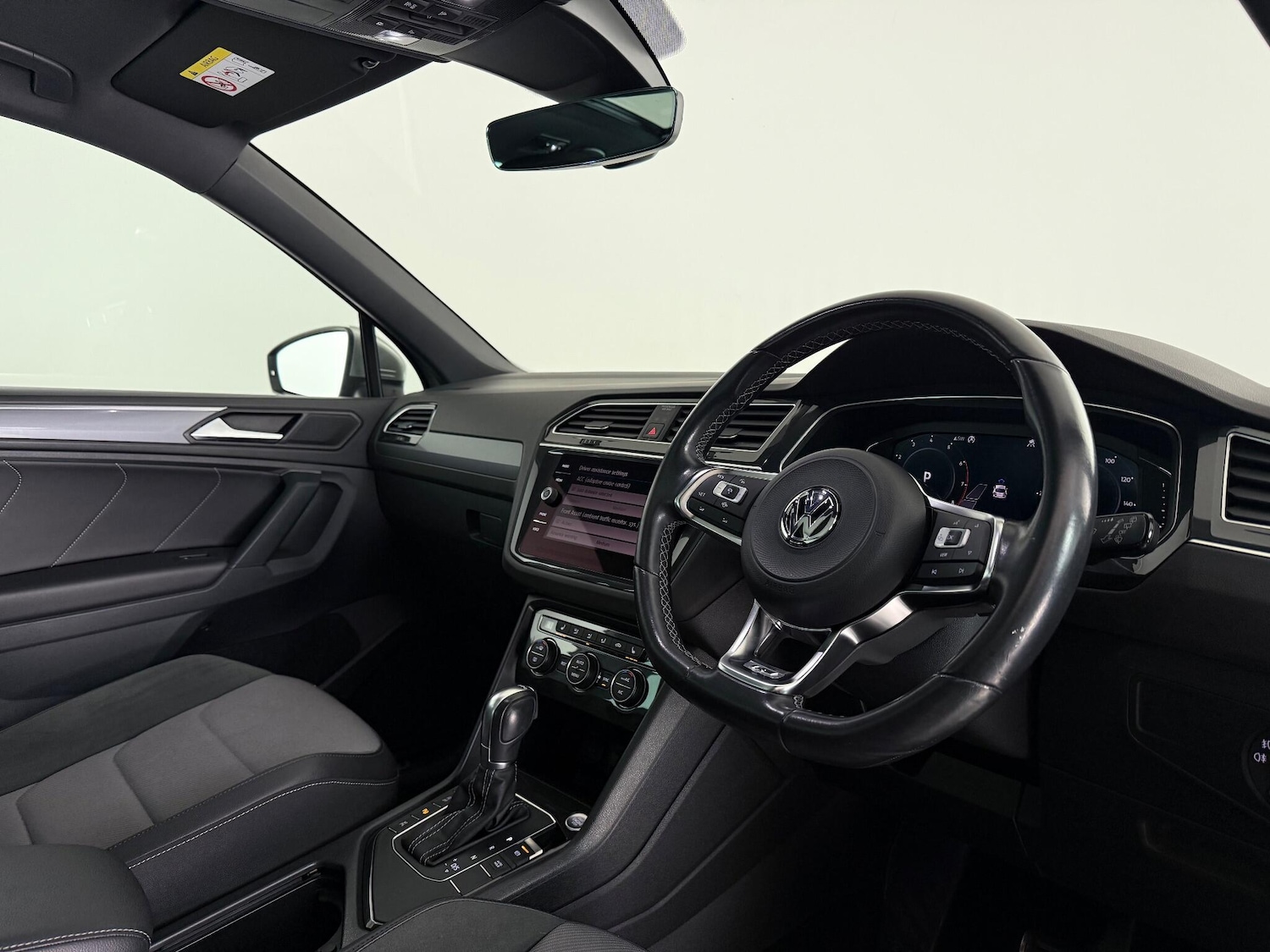 Used Volkswagen Tiguan 2019 for sale - 77216694: Photo 12