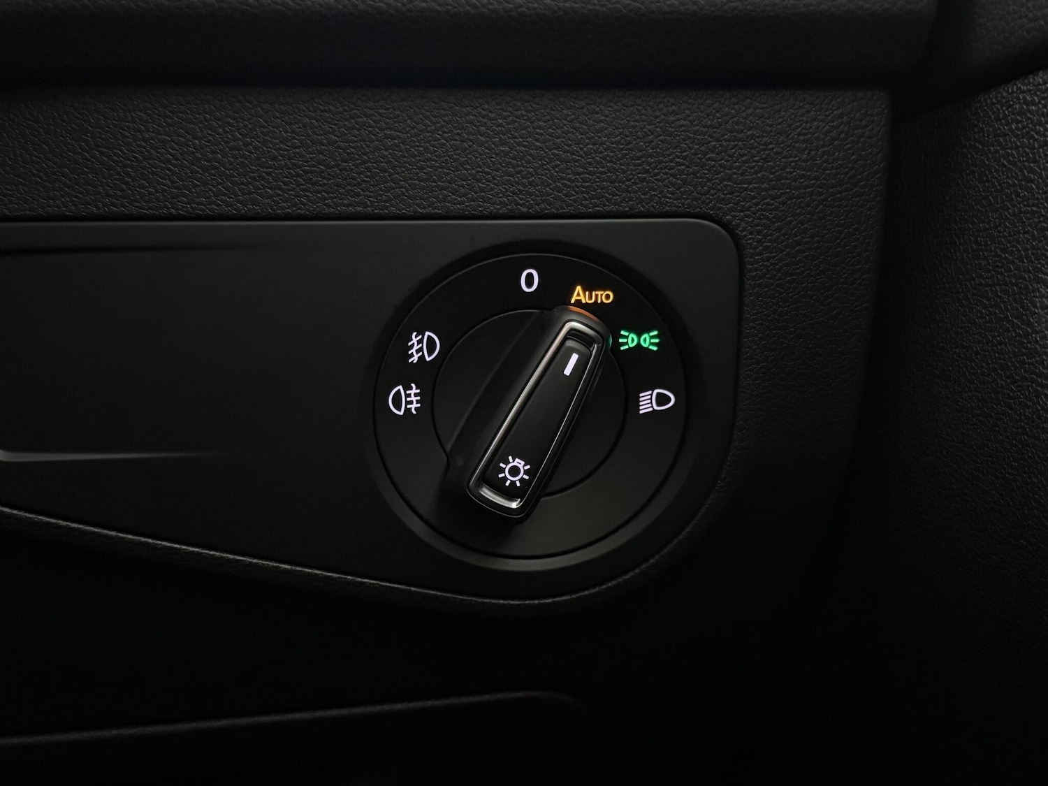 Used Volkswagen Tiguan 2019 for sale - 77216694: Photo 23