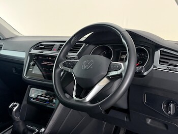 Used Volkswagen Tiguan 2022 for sale - 78602134: Photo