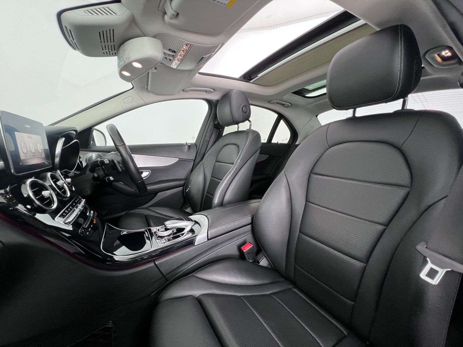 Used Mercedes-Benz C Class 2016 for sale - 77575527: Photo 10