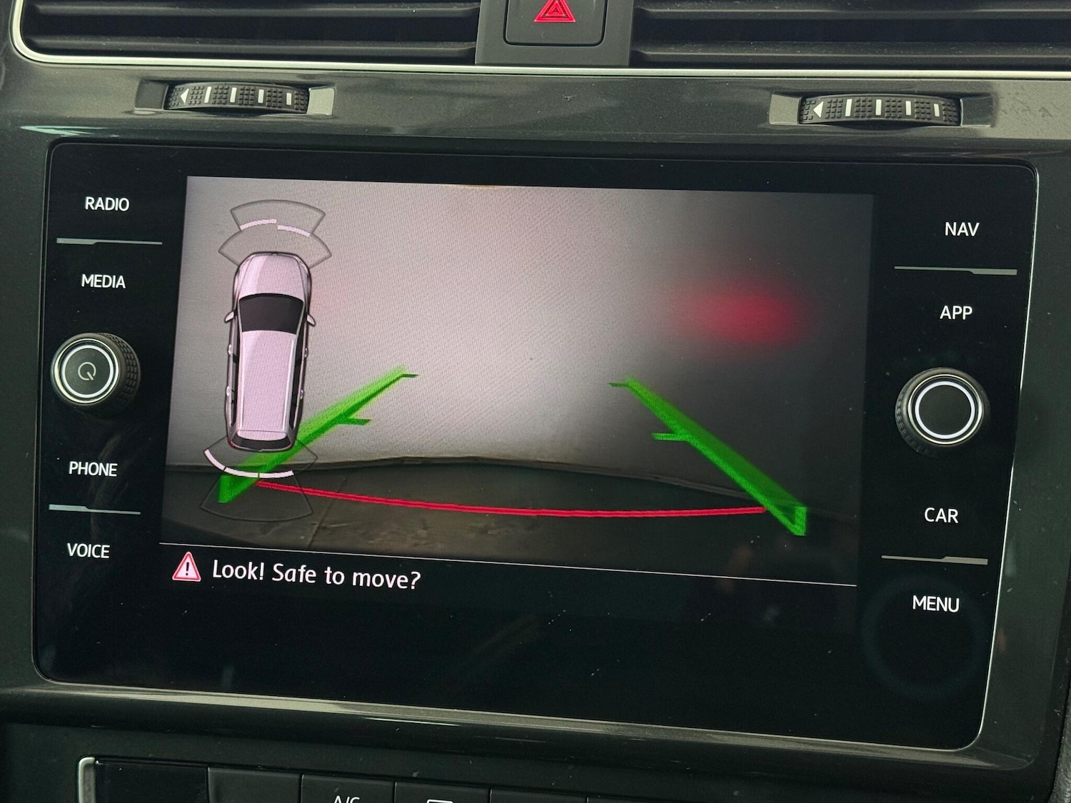 Used Volkswagen Golf 2019 for sale - 77260217: Photo 33