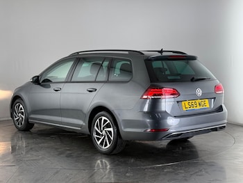 Used Volkswagen Golf 2019 for sale - 77260217: Photo