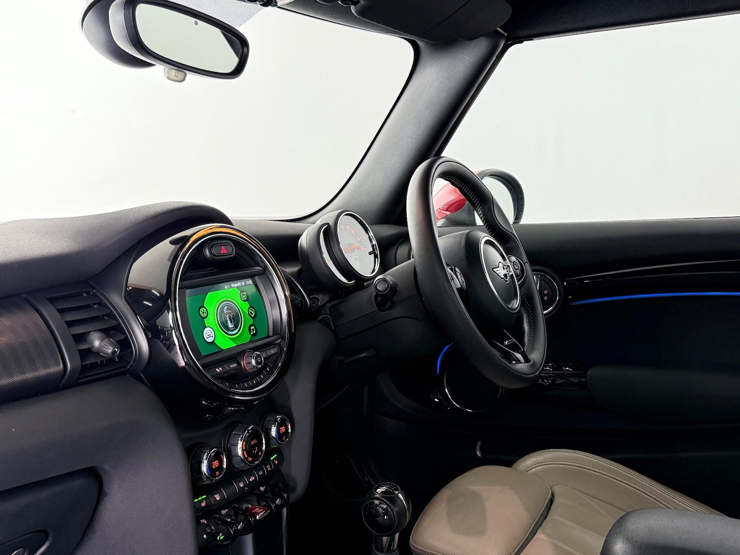 Used MINI Convertible 2019 for sale - 77183050: Photo 19