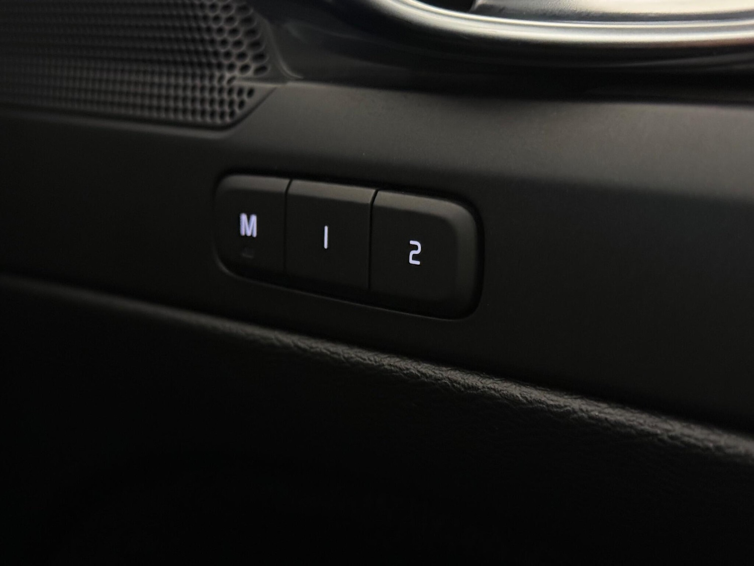 Used Volvo XC40 2018 for sale - 77260211: Photo 15