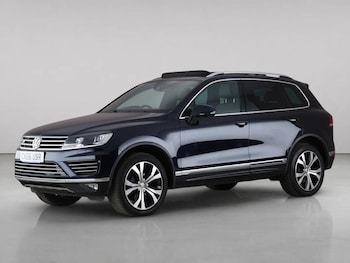 Used Volkswagen Touareg 2016 for sale - 79388859: Photo