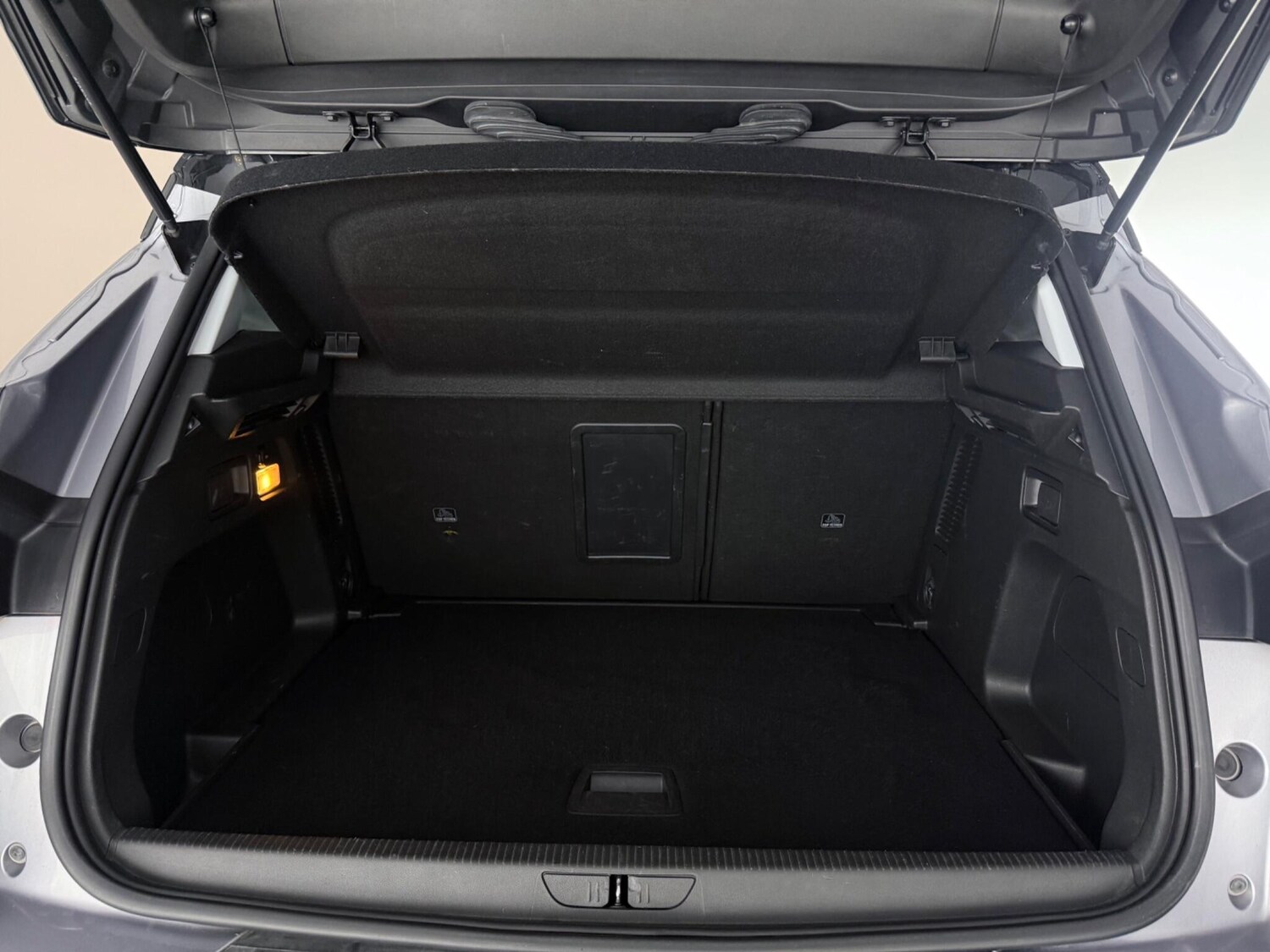 Used Vauxhall Grandland X 2019 for sale - 78132077: Photo 10