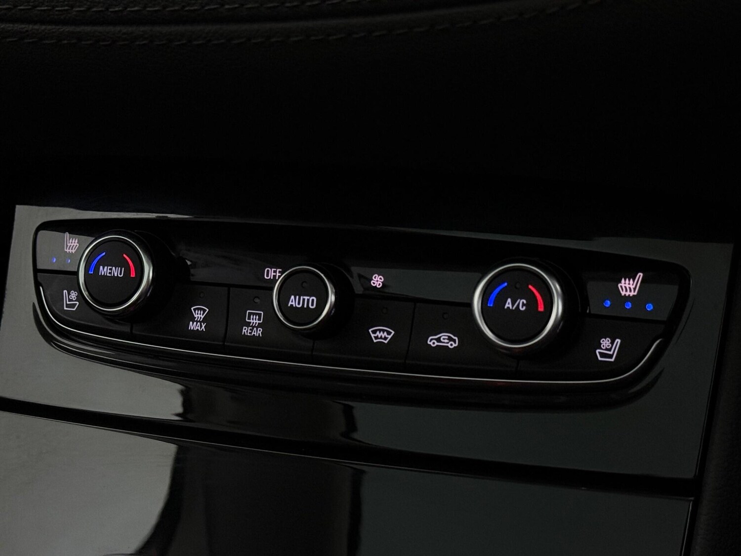 Used Vauxhall Grandland X 2019 for sale - 78132077: Photo 25