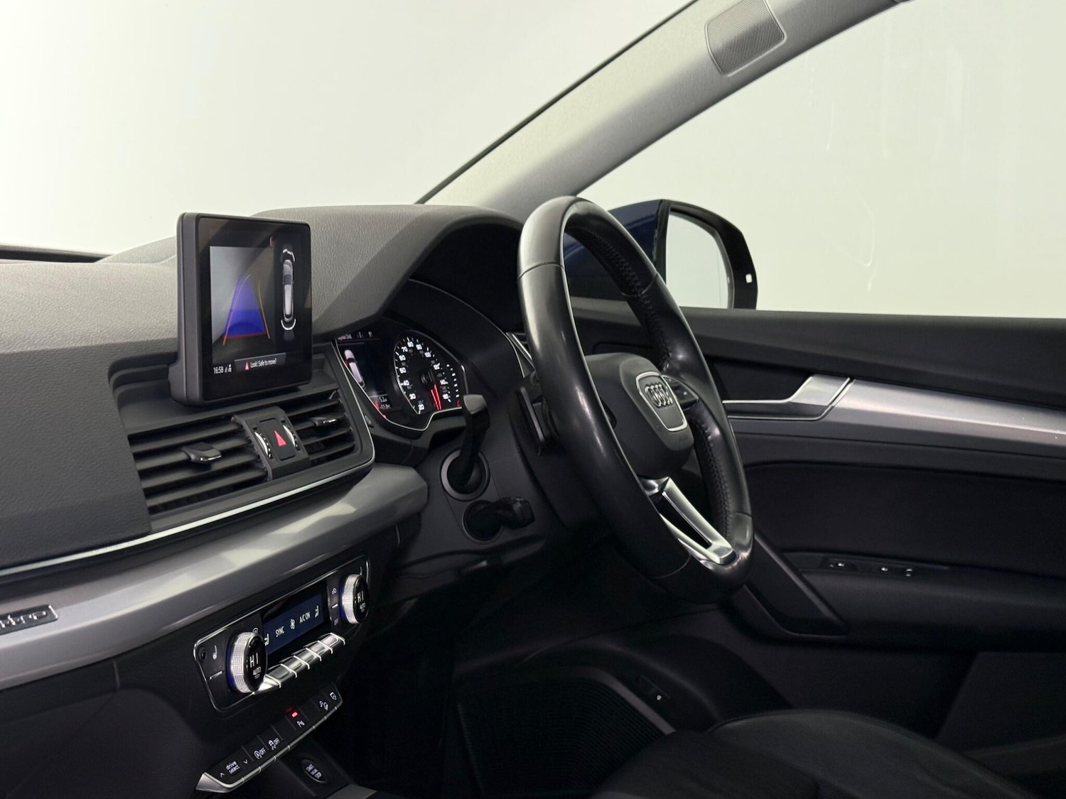 Used Audi Q5 2018 for sale - 77525206: Photo 13