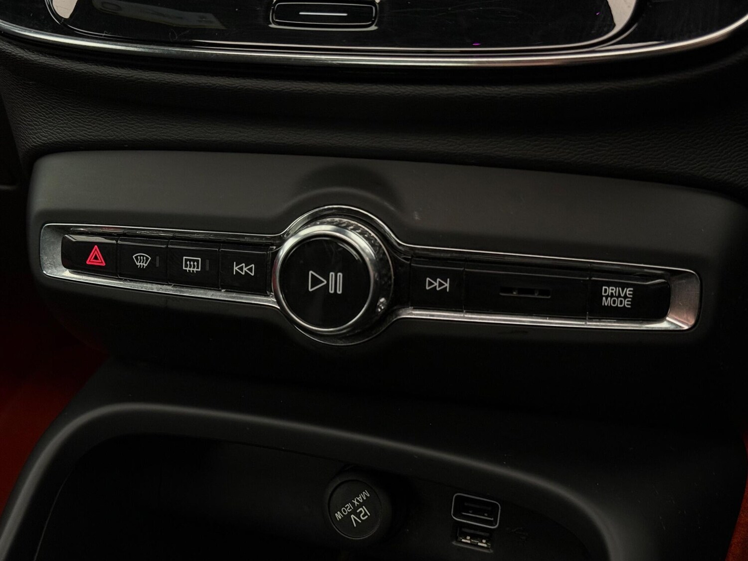 Used Volvo XC40 2019 for sale - 77825340: Photo 35