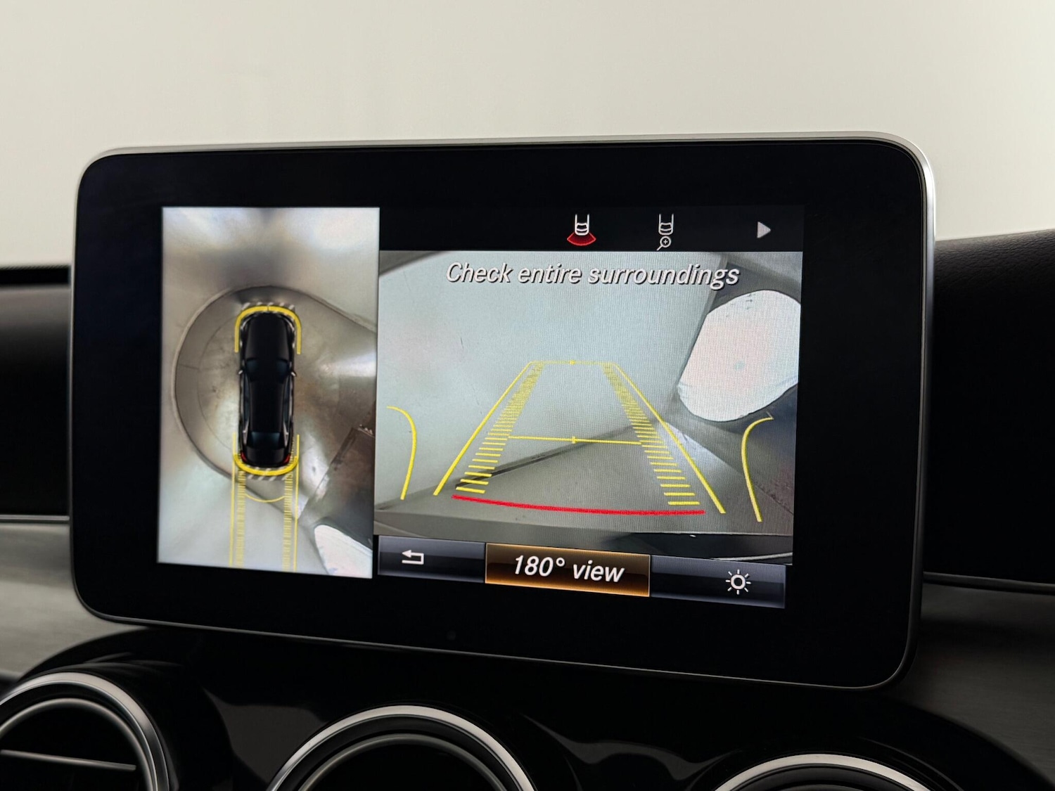 Used Mercedes-Benz C Class 2017 for sale - 77351005: Photo 32