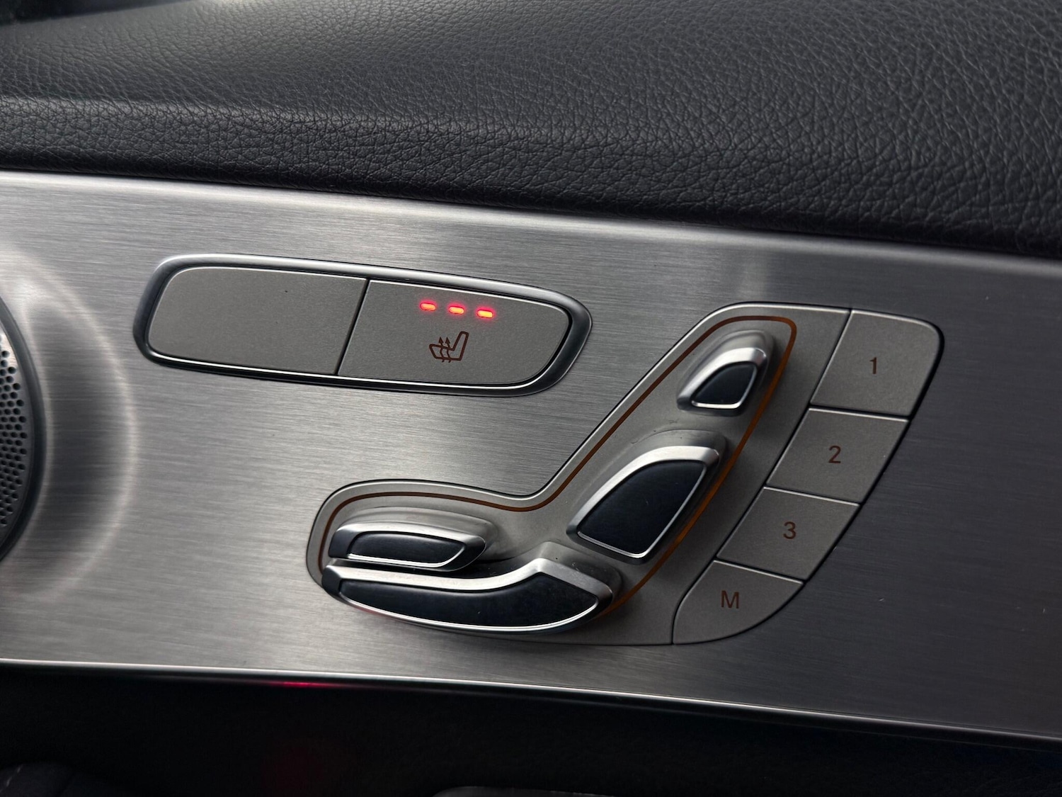 Used Mercedes-Benz C Class 2017 for sale - 77351005: Photo 34