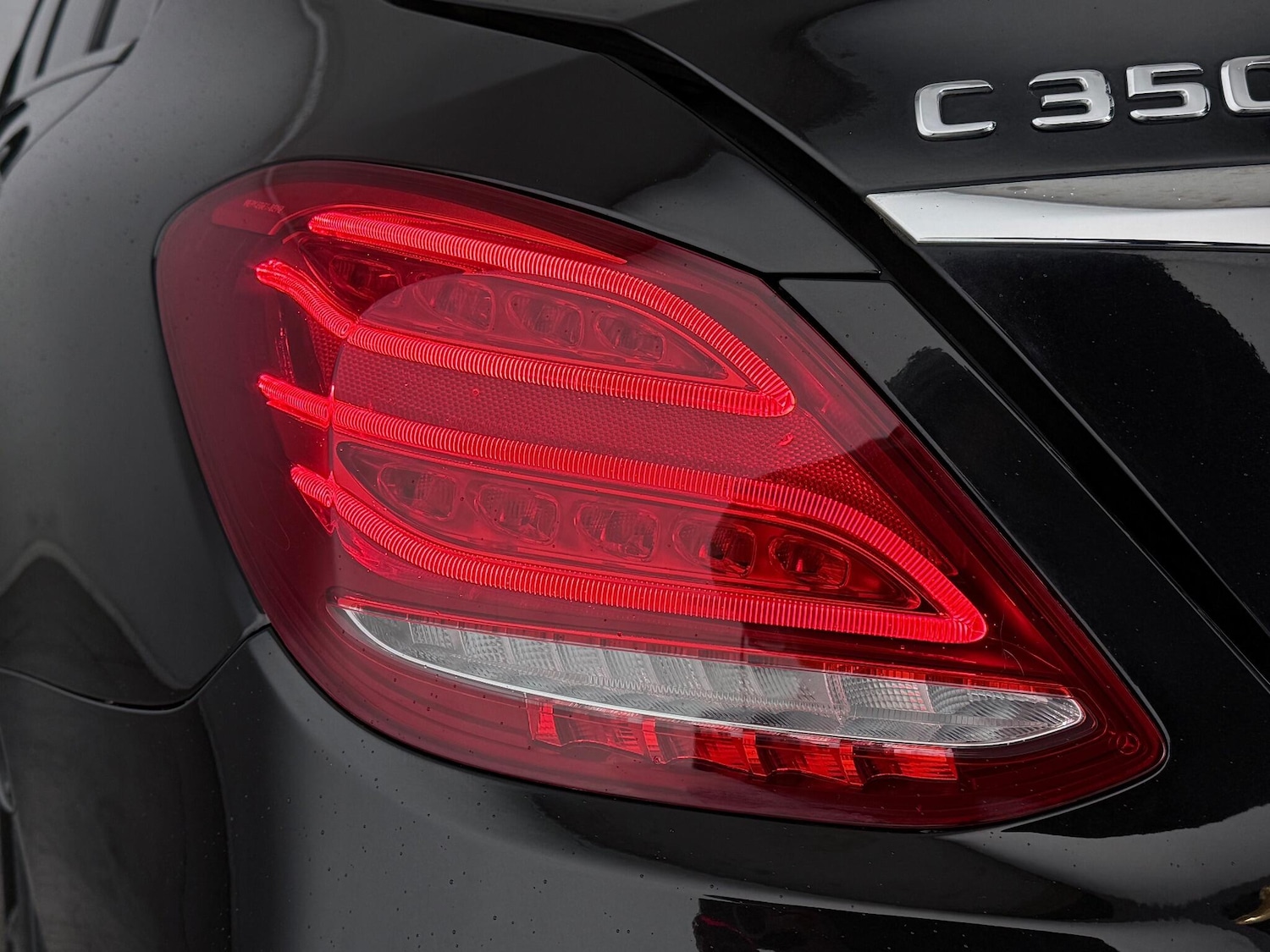 Used Mercedes-Benz C Class 2017 for sale - 77351005: Photo 8