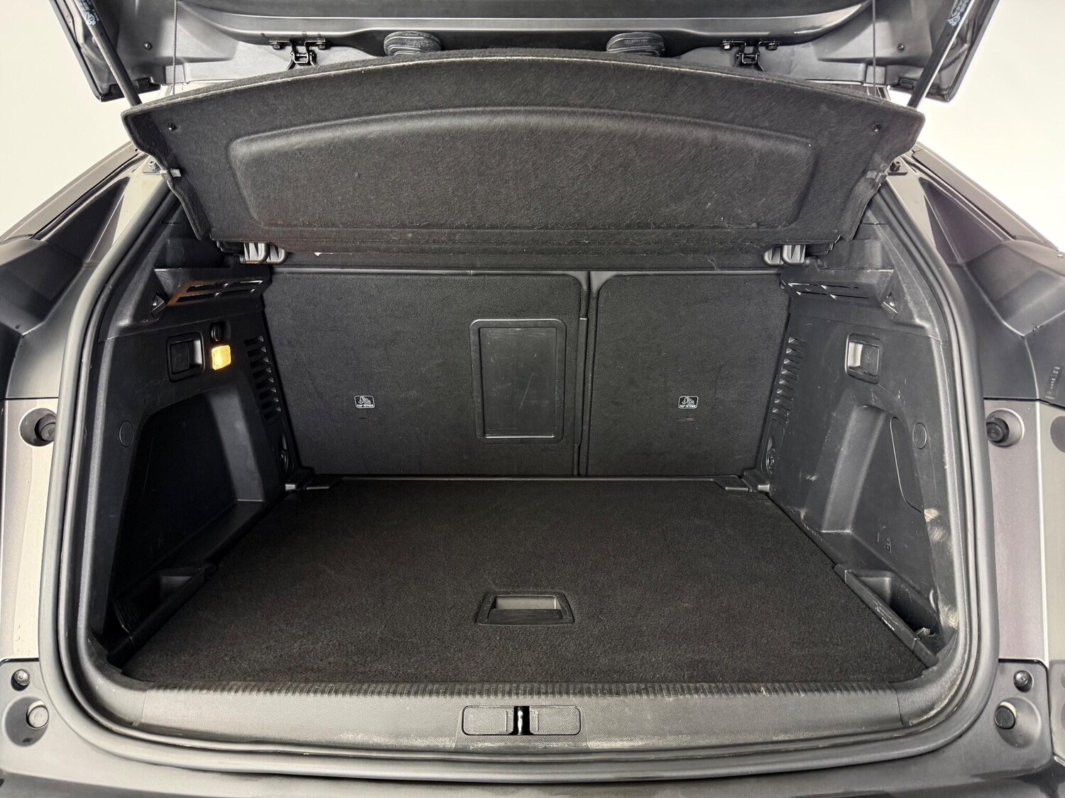 Used Peugeot 3008 2022 for sale - 77292151: Photo 9