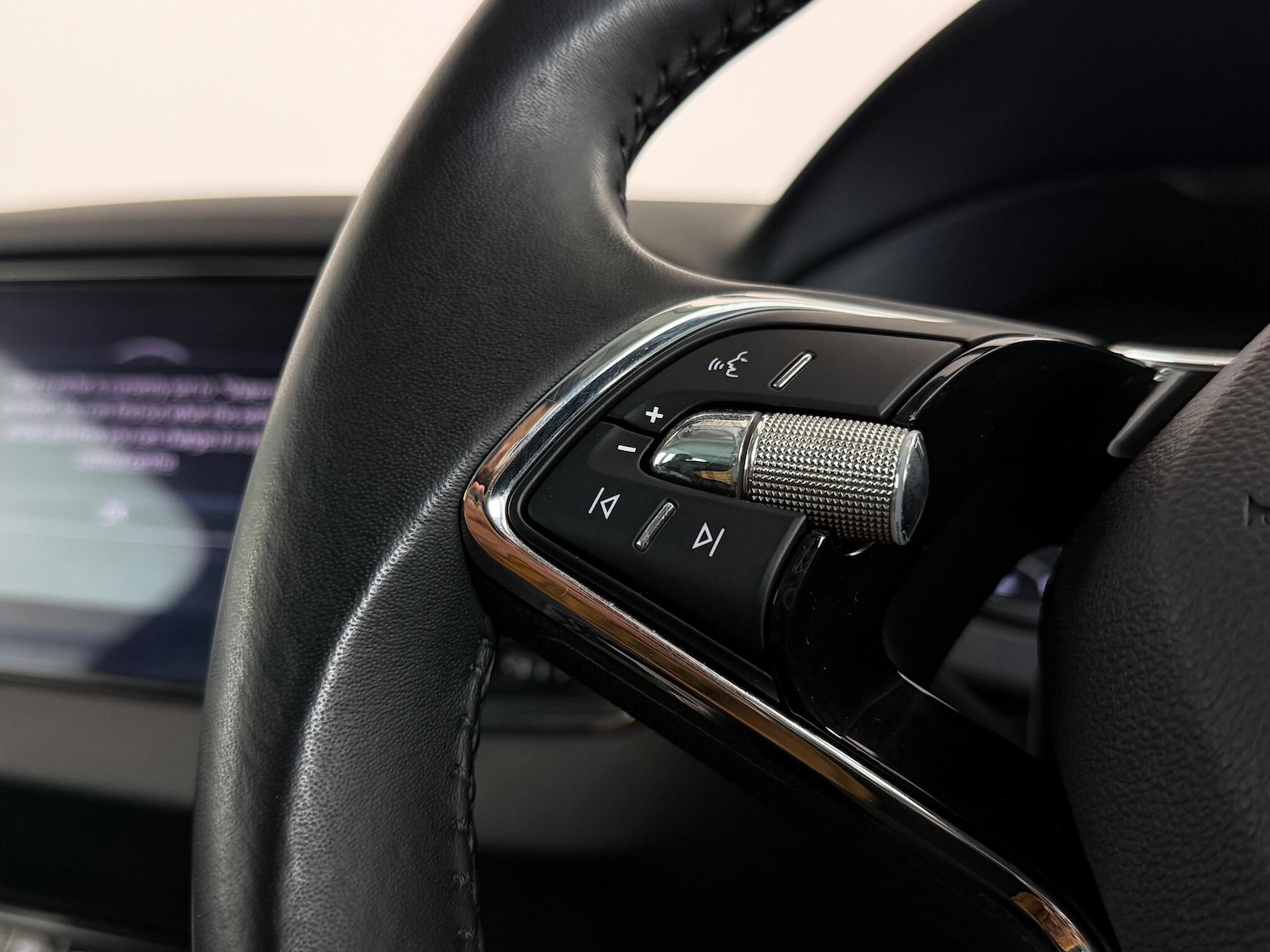 Used Skoda Karoq 2022 for sale - 76466890: Photo 26