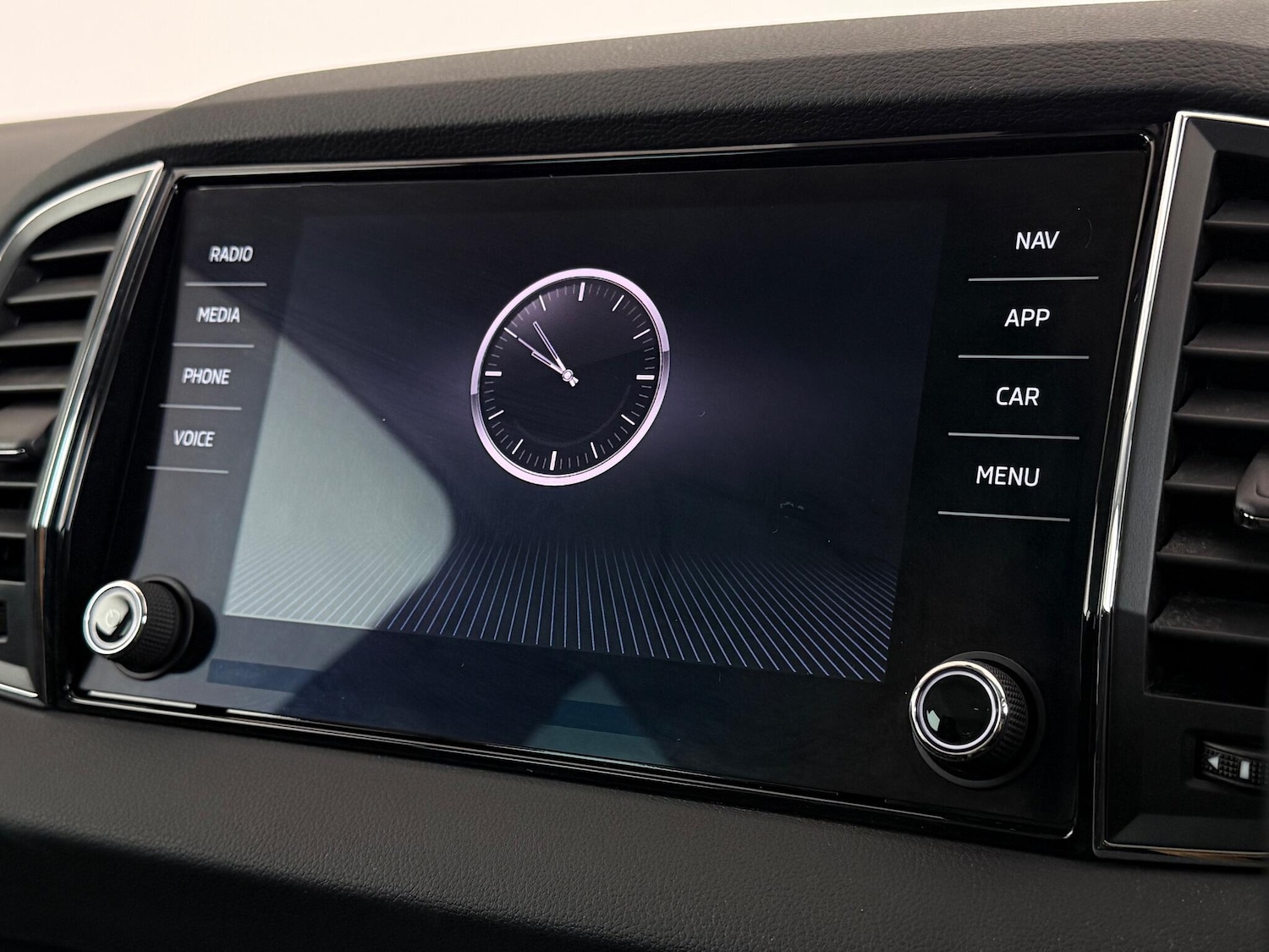 Used Skoda Karoq 2022 for sale - 76466890: Photo 31