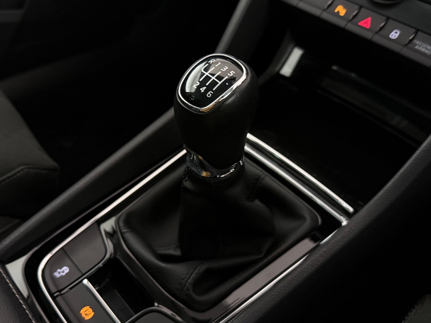 Used Skoda Karoq 2022 for sale - 76466890: Photo 41