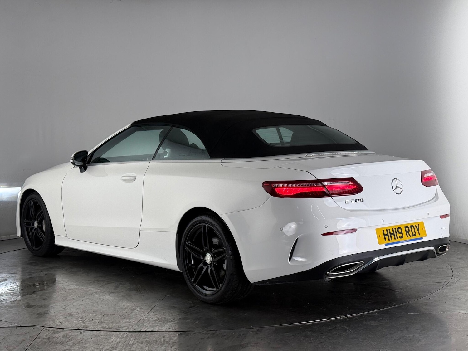 Used Mercedes-Benz E Class 2019 for sale - 76467399: Photo 11