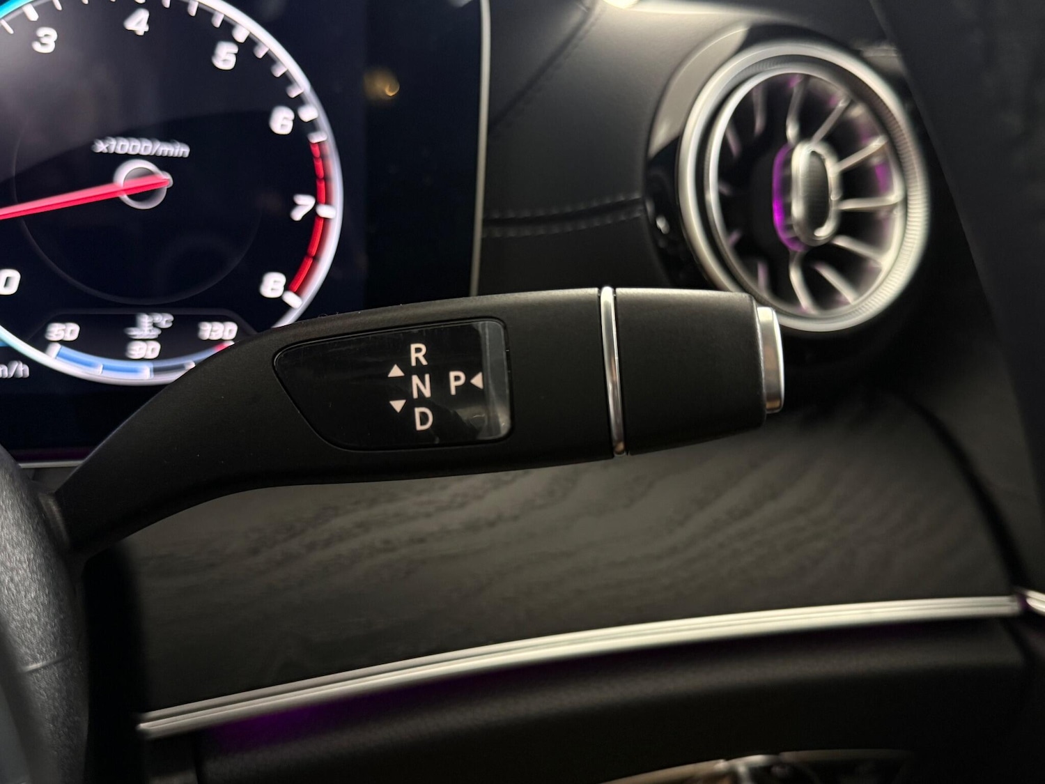 Used Mercedes-Benz E Class 2019 for sale - 76467399: Photo 32