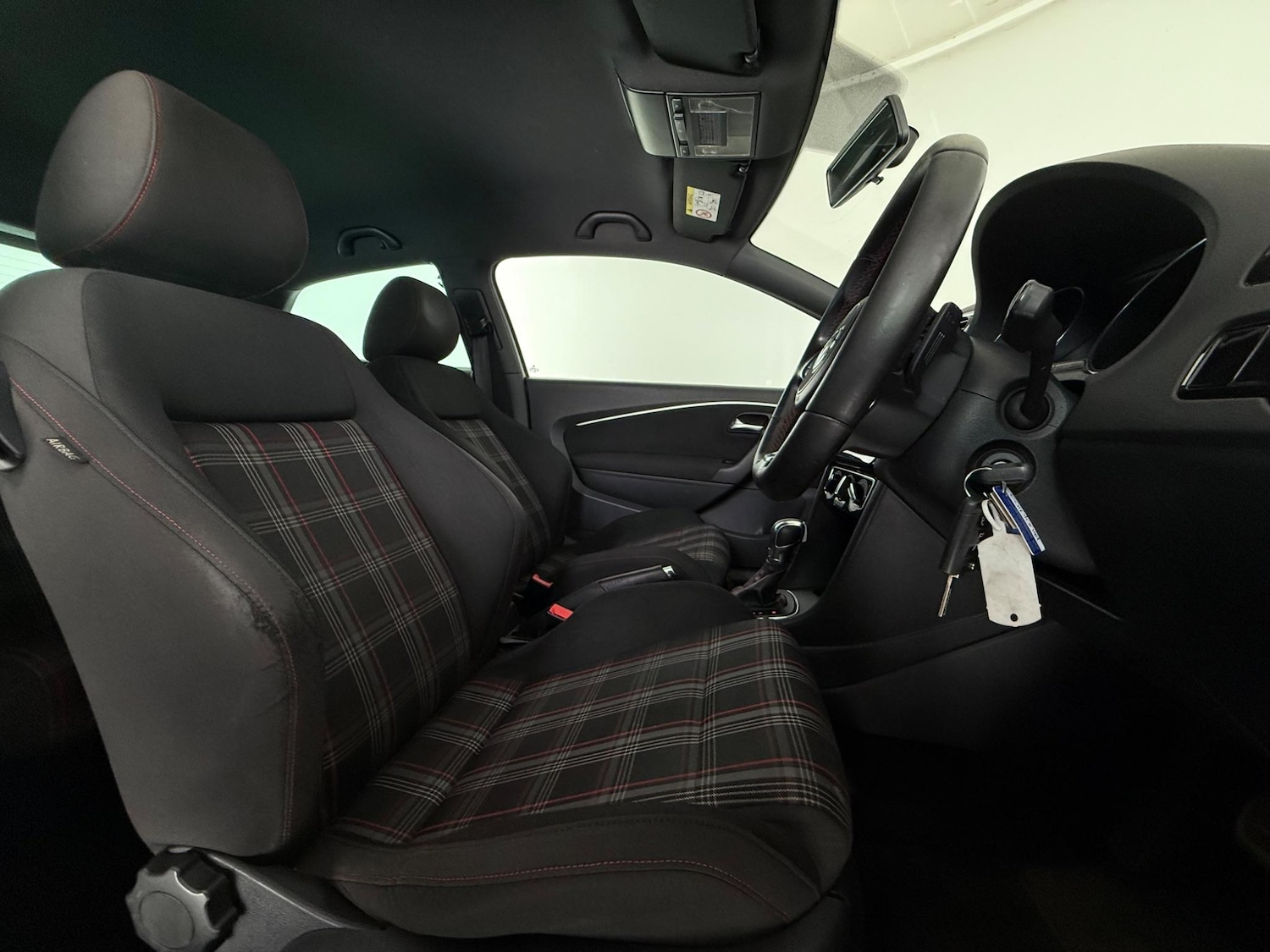 Used Volkswagen Polo 2016 for sale - 76561713: Photo 16