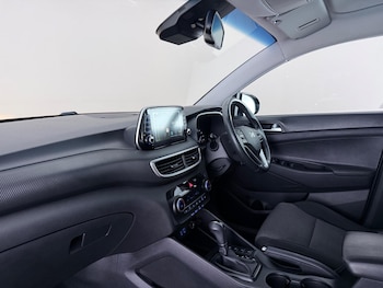 Used Hyundai TUCSON 2018 for sale - 79388861: Photo