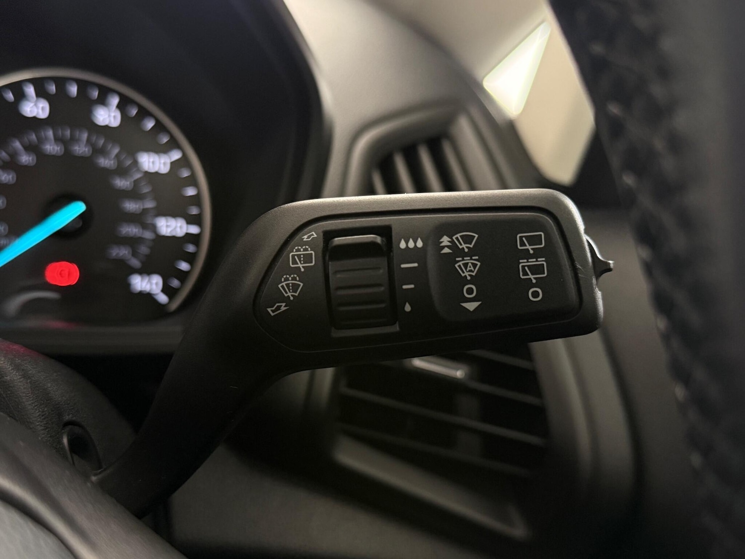 Used Ford Ecosport 2018 for sale - 77182914: Photo 23