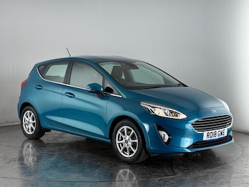 Used Ford Fiesta 2018 for sale - 76467390: Photo
