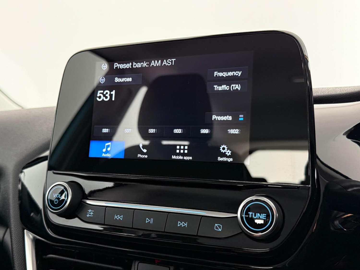 Used Ford Fiesta 2018 for sale - 76467390: Photo 32