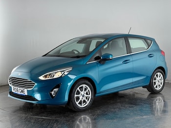 Used Ford Fiesta 2018 for sale - 76467390: Photo