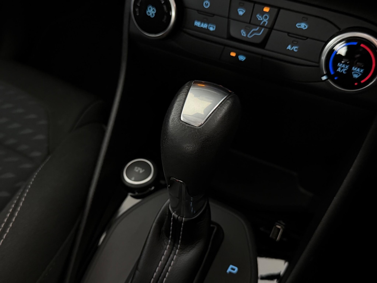 Used Ford Fiesta 2018 for sale - 76467390: Photo 40