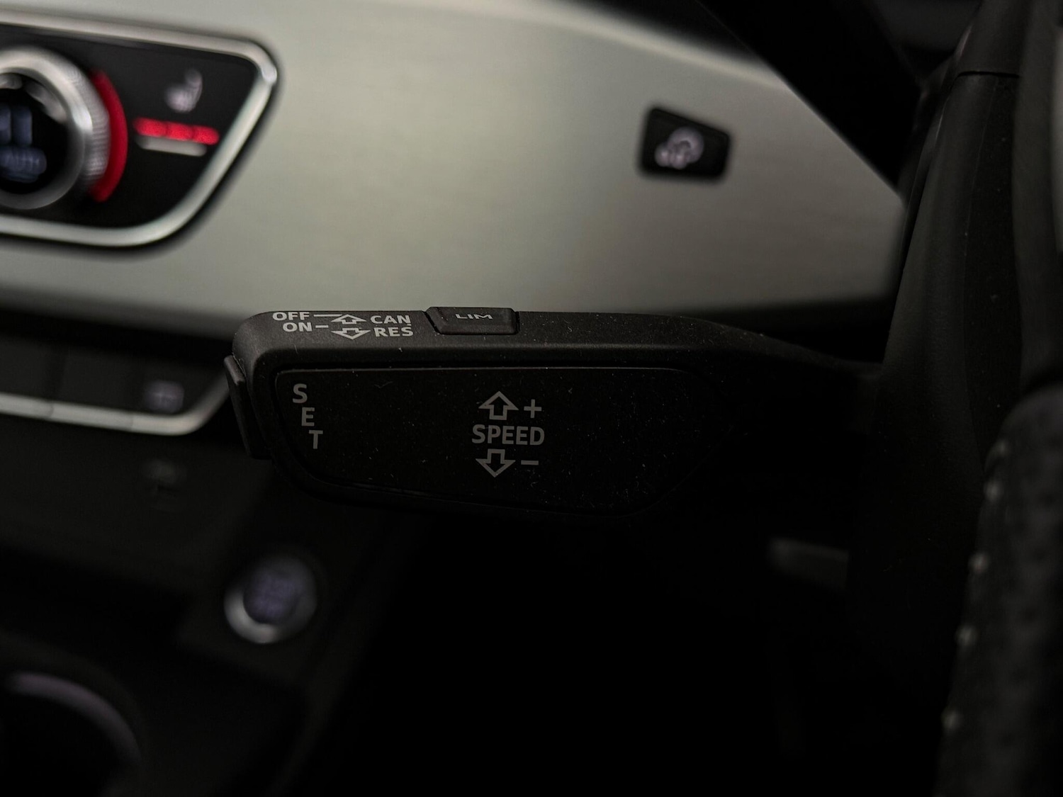 Used Audi A4 2018 for sale - 77246279: Photo 23