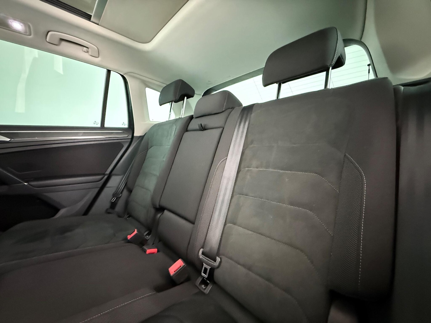 Used Volkswagen Tiguan 2017 for sale - 77222162: Photo 12