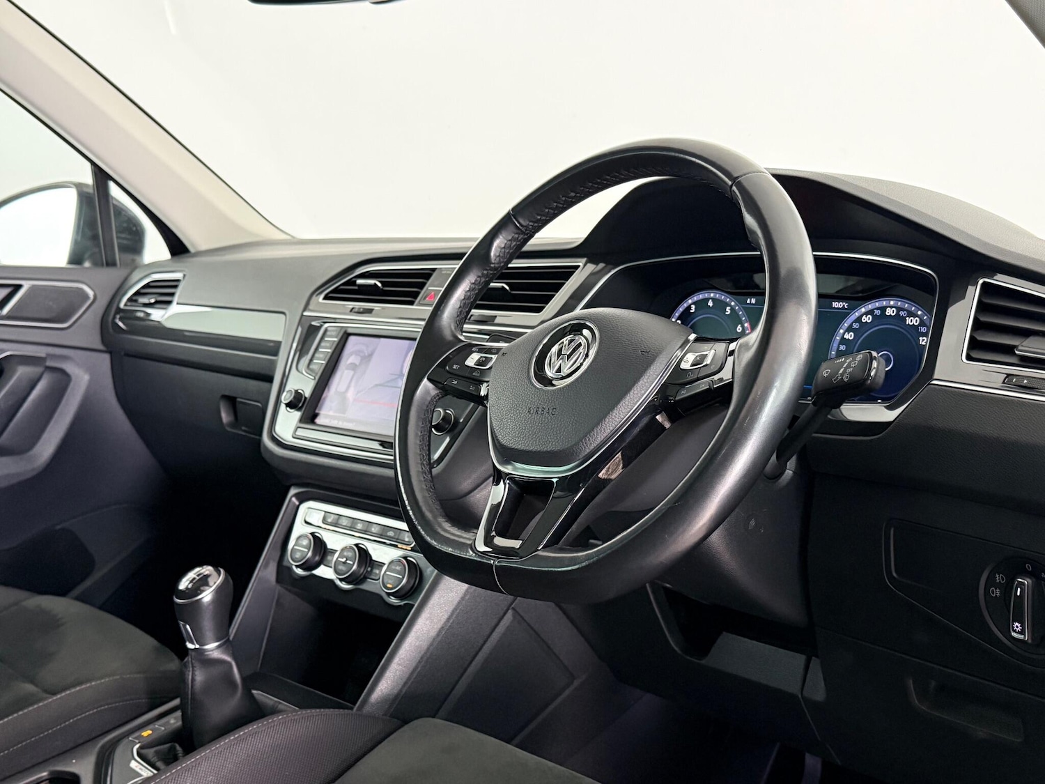 Used Volkswagen Tiguan 2017 for sale - 77222162: Photo 17