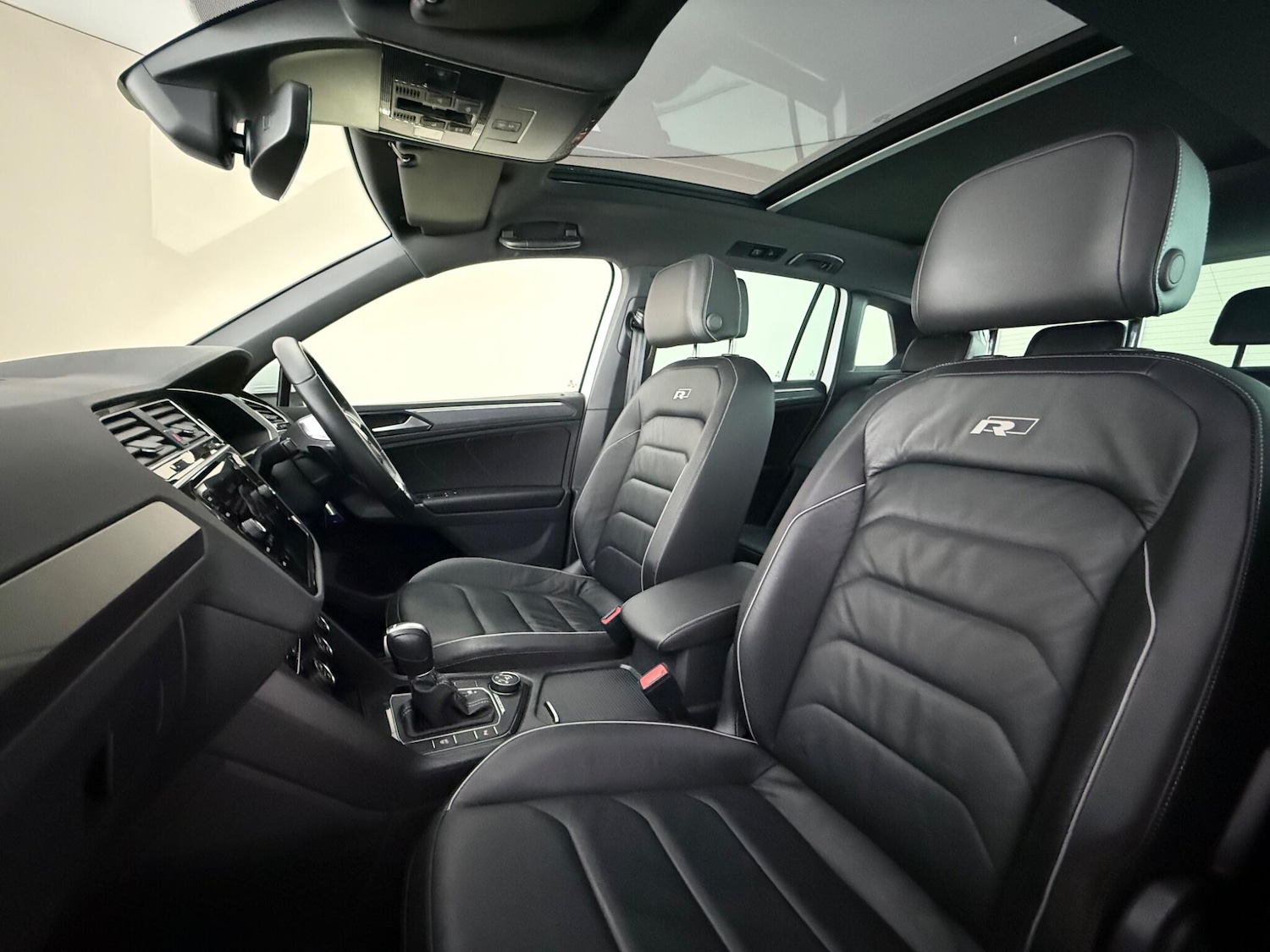 Used Volkswagen Tiguan 2018 for sale - 78065046: Photo 12