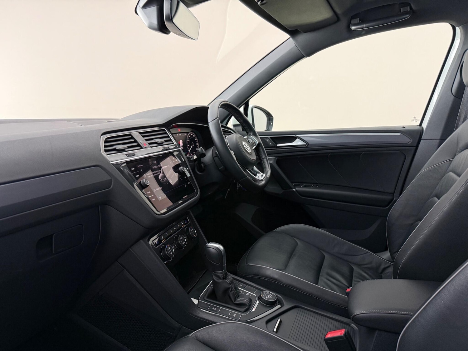 Used Volkswagen Tiguan 2018 for sale - 78065046: Photo 16