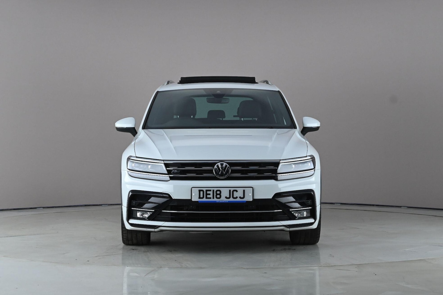 Used Volkswagen Tiguan 2018 for sale - 78065046: Photo 2