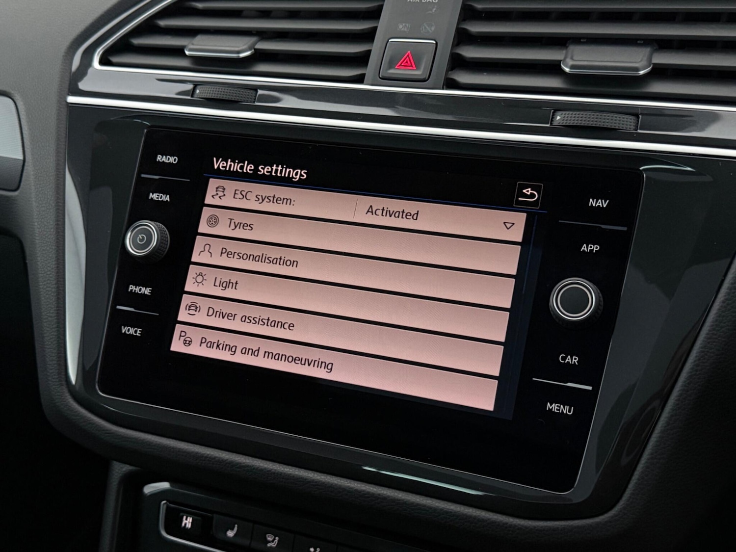 Used Volkswagen Tiguan 2018 for sale - 78065046: Photo 31