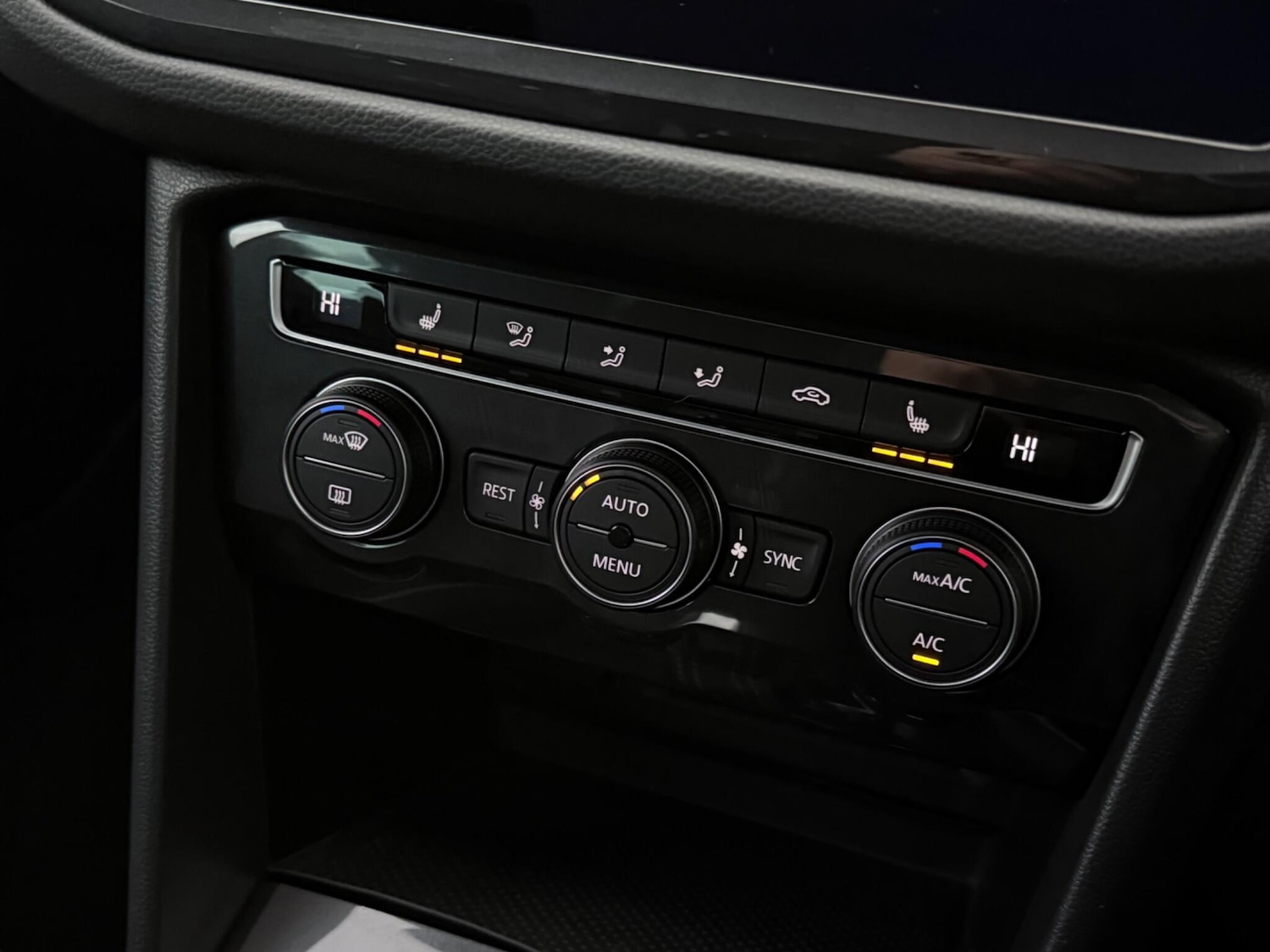 Used Volkswagen Tiguan 2018 for sale - 78065046: Photo 35