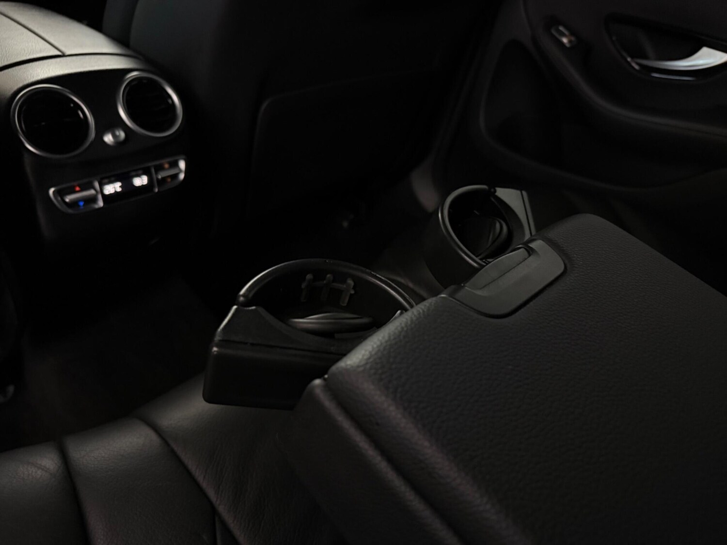 Used Mercedes-Benz GLC 2022 for sale - 77984727: Photo 14