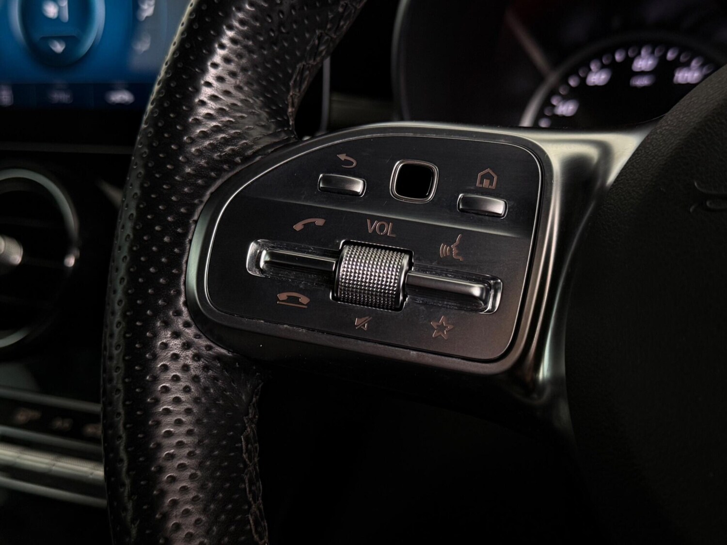 Used Mercedes-Benz GLC 2022 for sale - 77984727: Photo 17